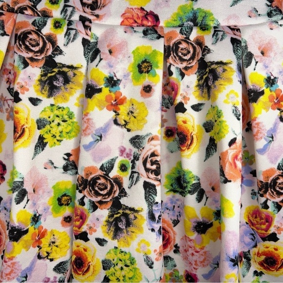 XS JUNIORS COLORFUL FLORAL PRINT SKIRT PLEATED STRETCH - Picture 4 of 4